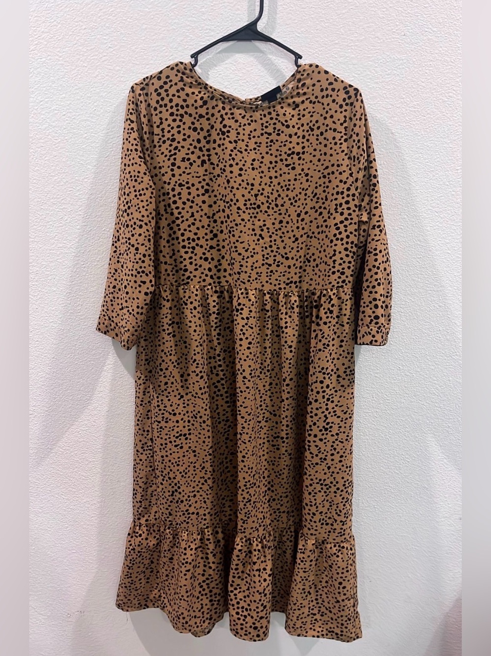 ♥️Women's Tan and Black Printed Midi Tiered Dress